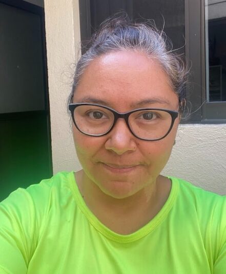 ivonne selfie